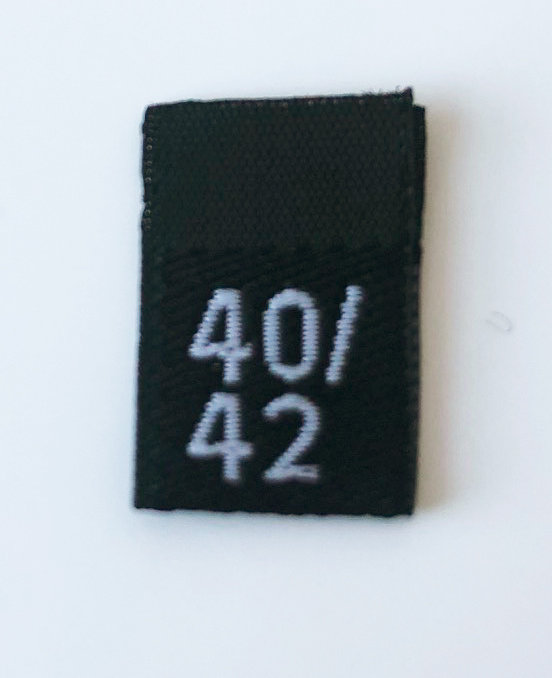 Black woven folded sizelabel  40/42