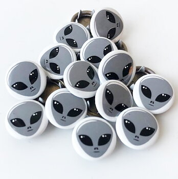 Snap-on button Alien