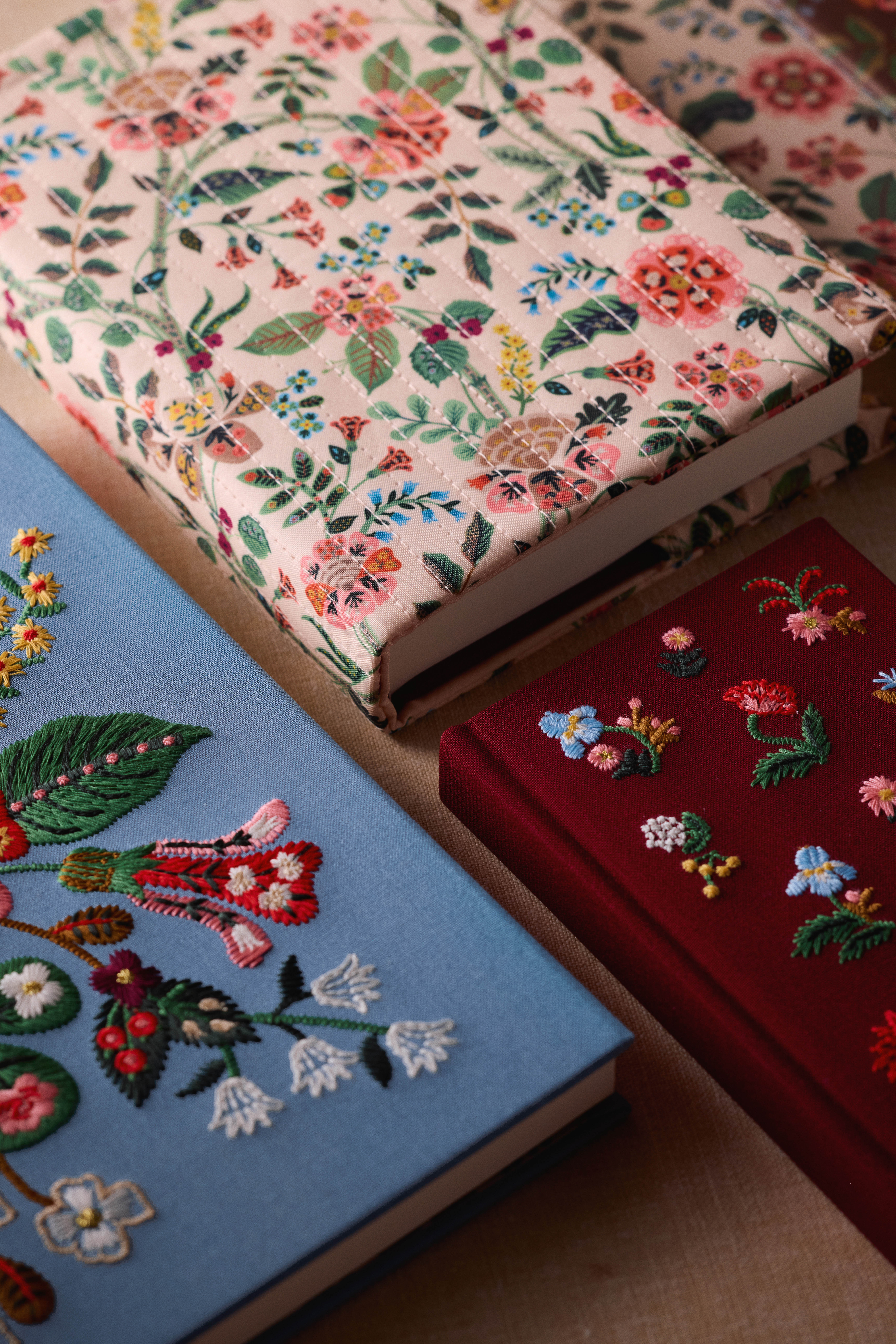 Textil & brodyr