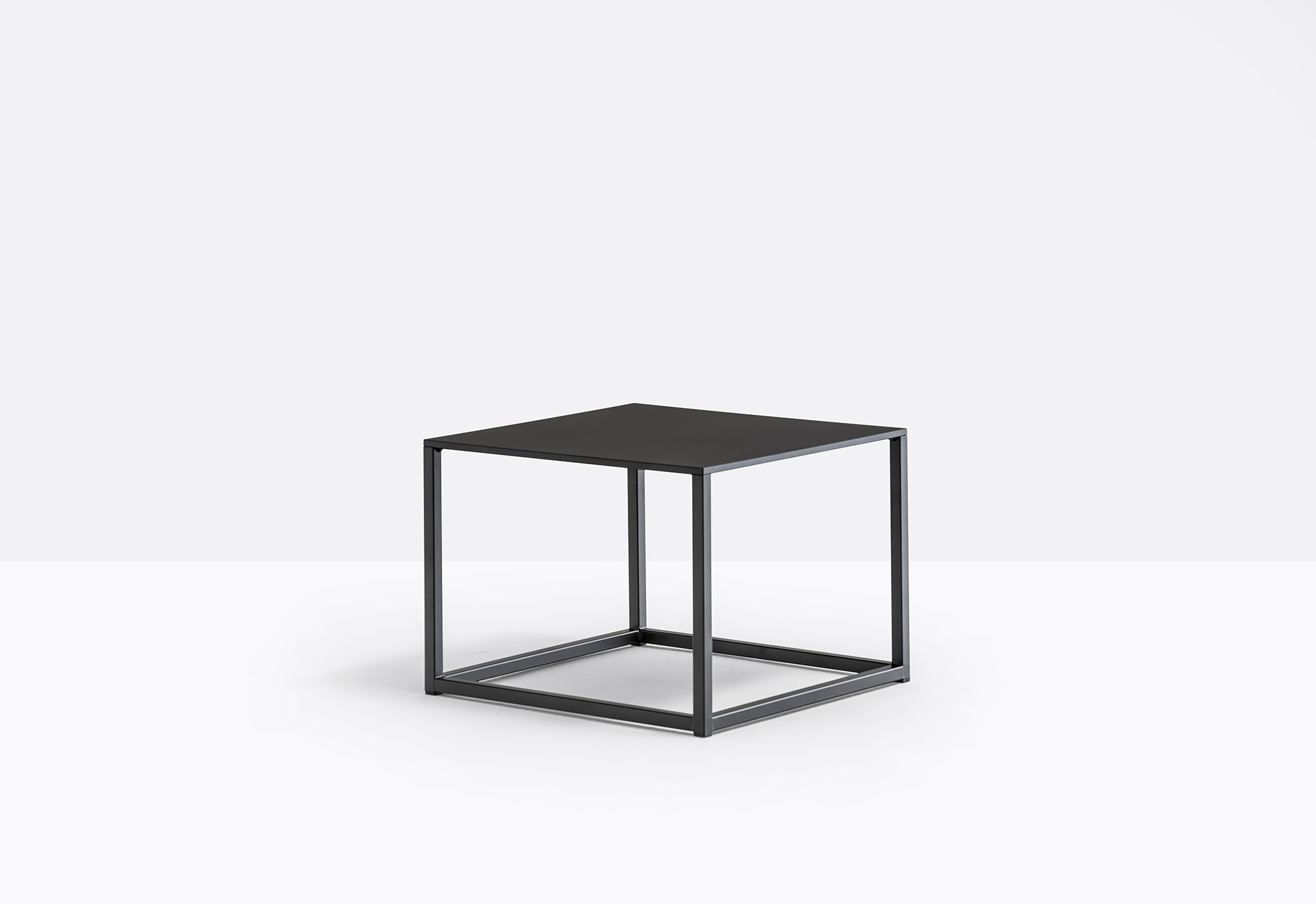 Coffee table CODE Solid laminate top, Inside / outside - Several sizes