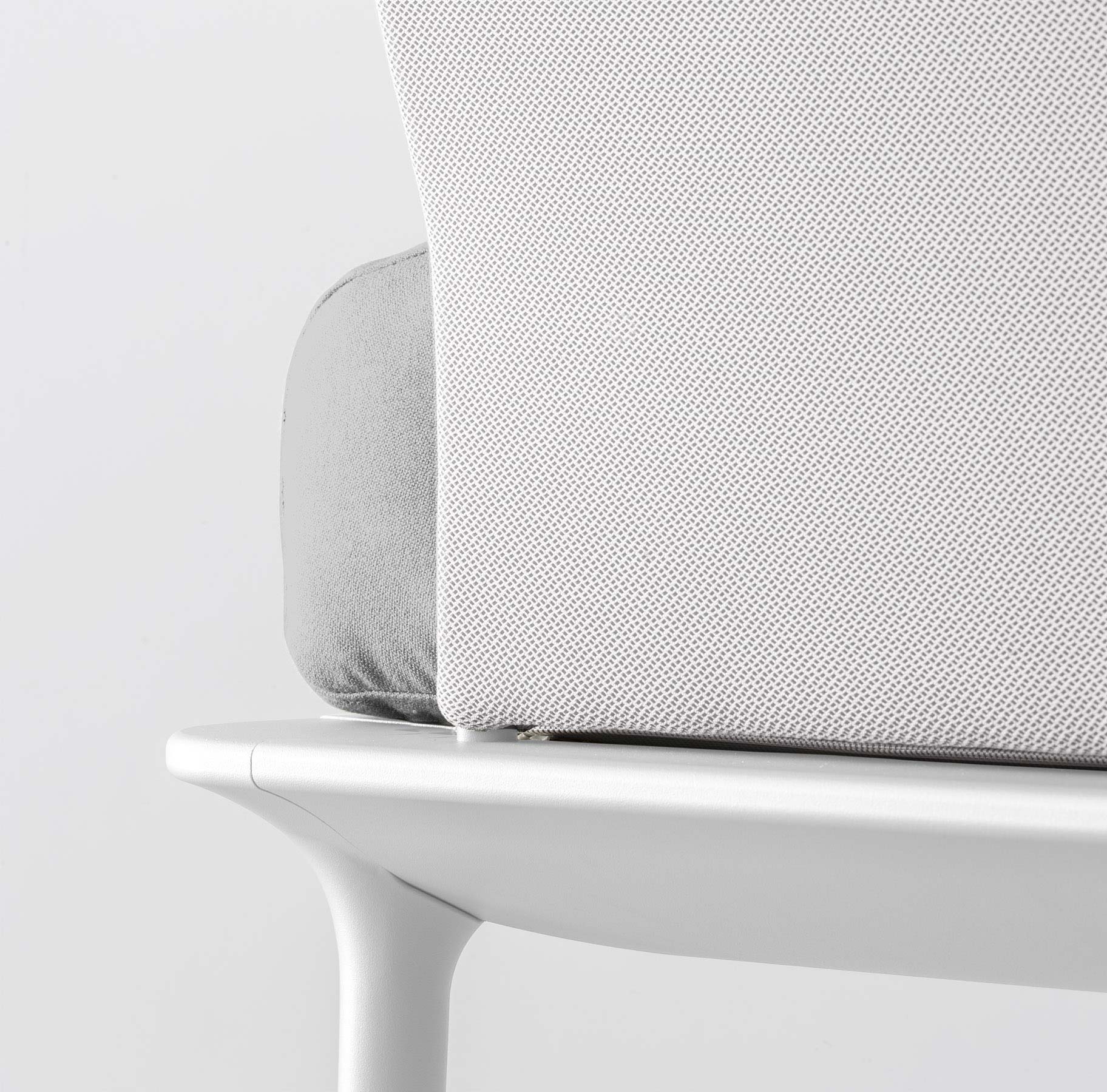 Loungefåtölj REVA P - 8