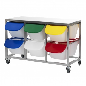 Work table with 12x15 liter container