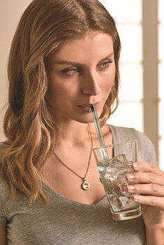 Straw Glass 4-pack incl. Brush