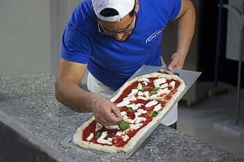 Perforerad pizzabräde 3 storlekar