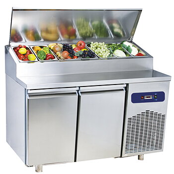 Refrigerated preparation counter with 2 doors 