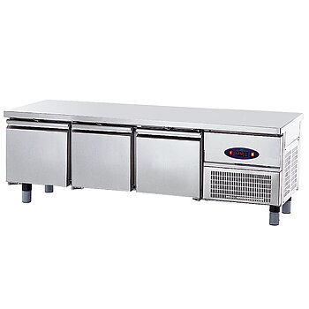 Grillkylbänk med 3 lådor 1600mm