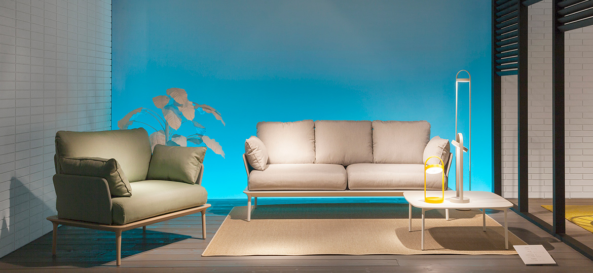 Three seater sofa REVA D - 18