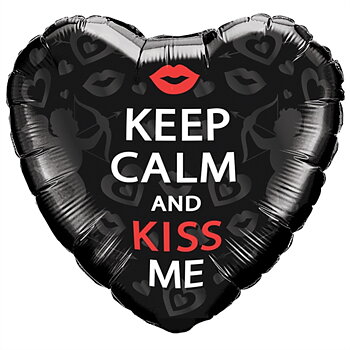 18" Keep Calm and Kiss Me