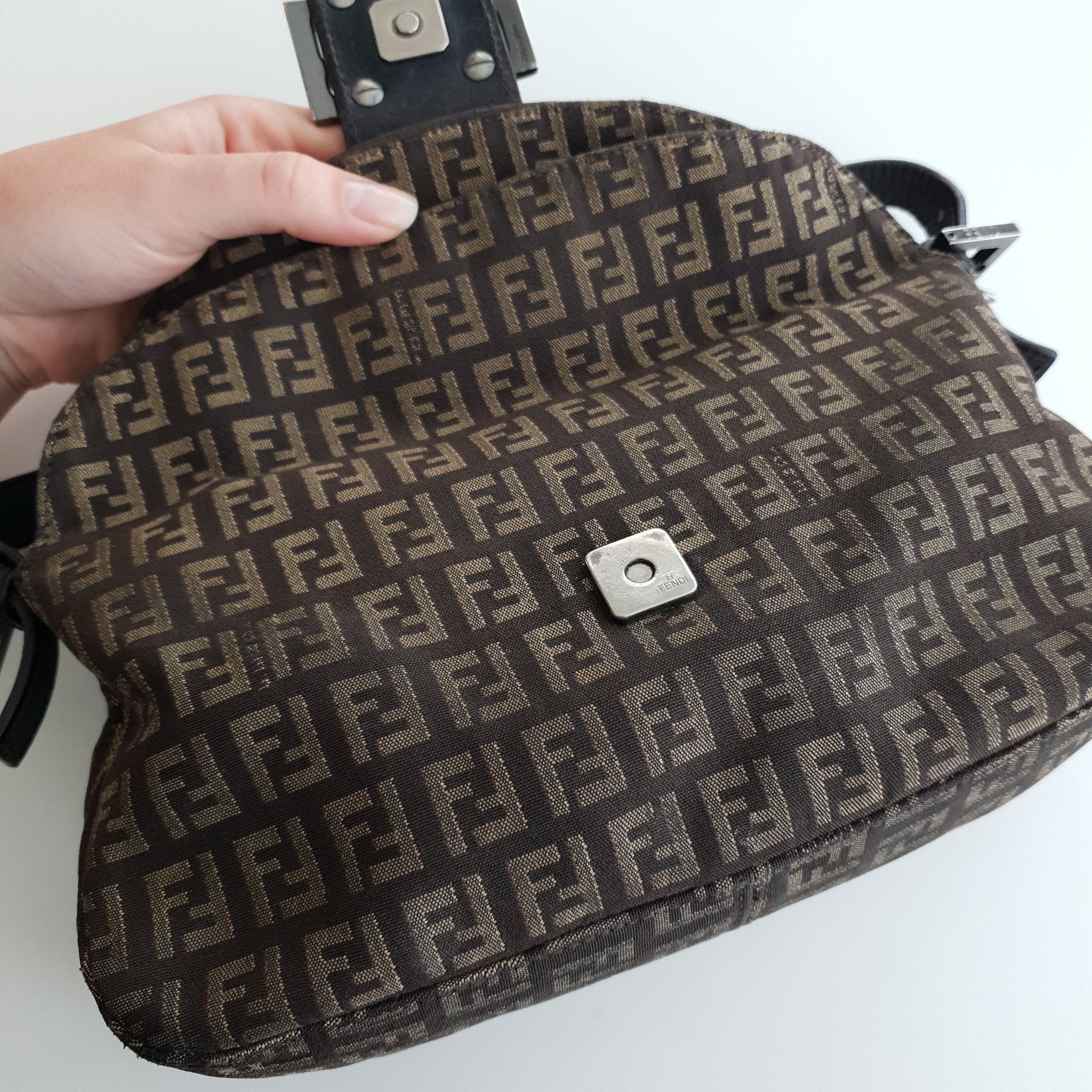 Fendi Zucchino Baguette (SHG-HbVaEd) – LuxeDH