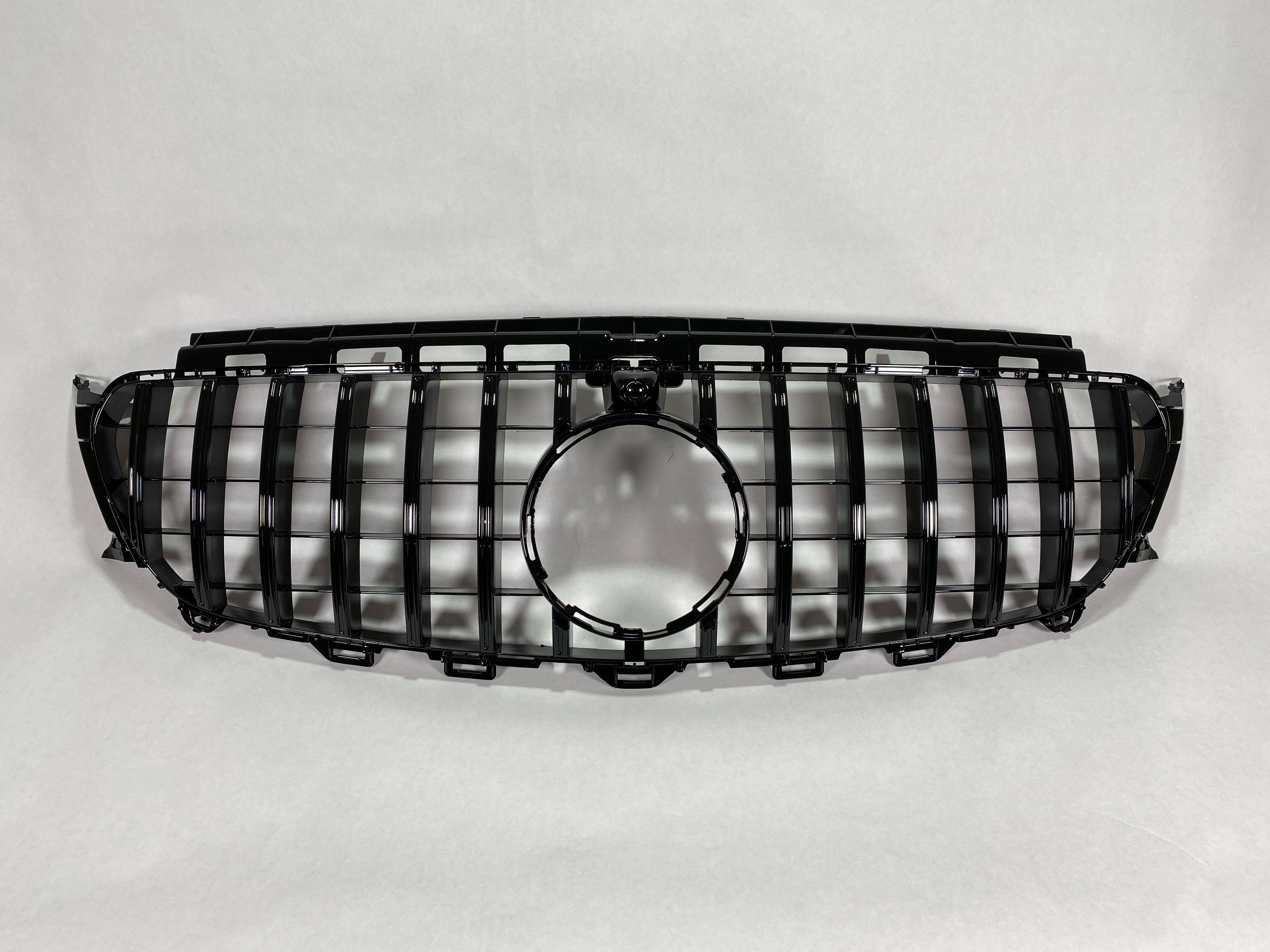 Mercedes Benz W213 Grill GT-R Optik