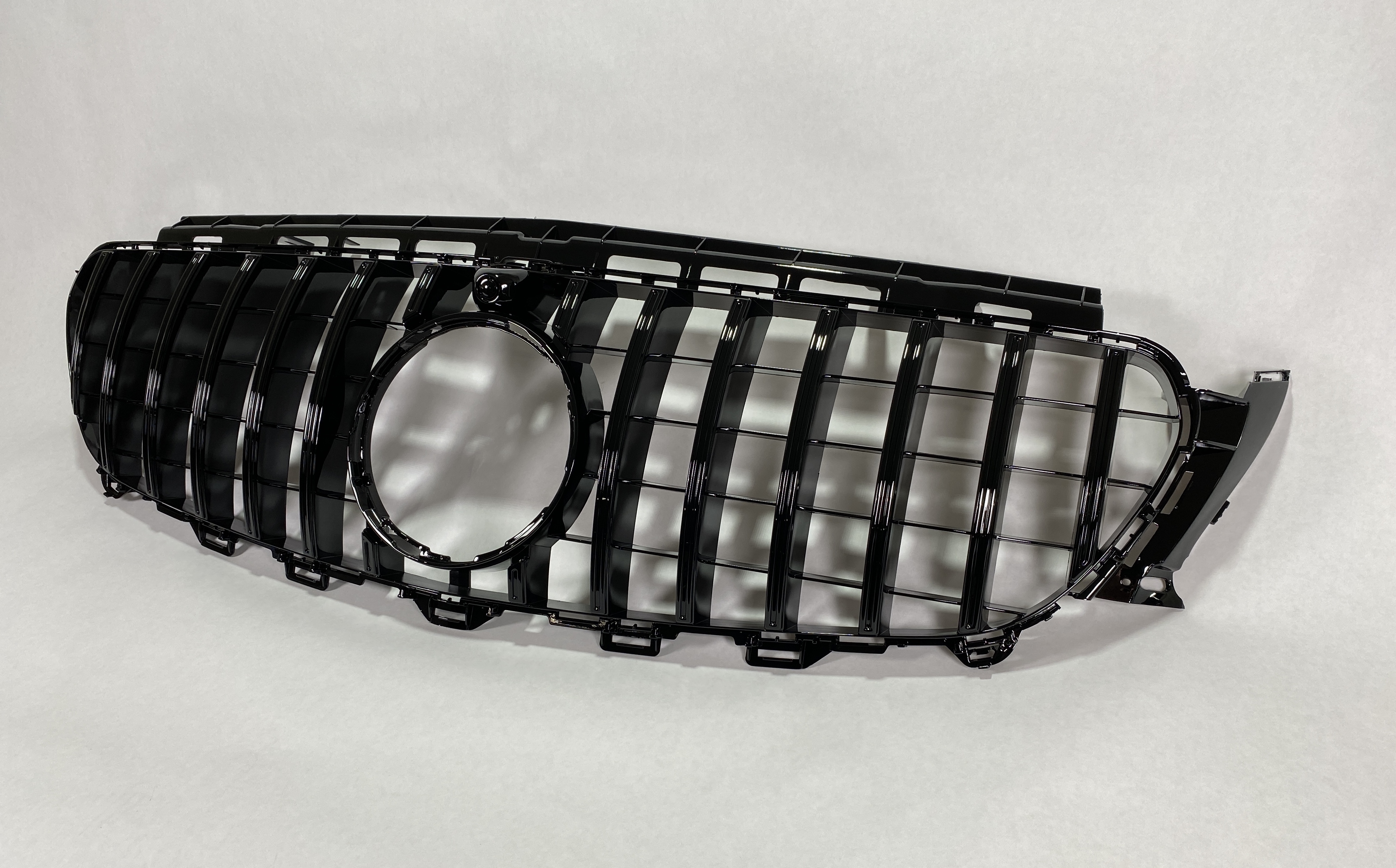 Mercedes Benz W213 Grill GT-R Optik - 2