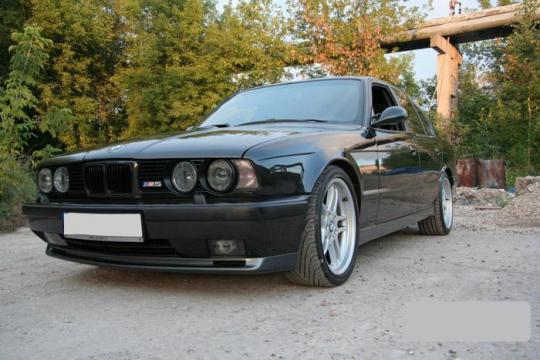Frontspoiler M5 replica - Bmw E34
