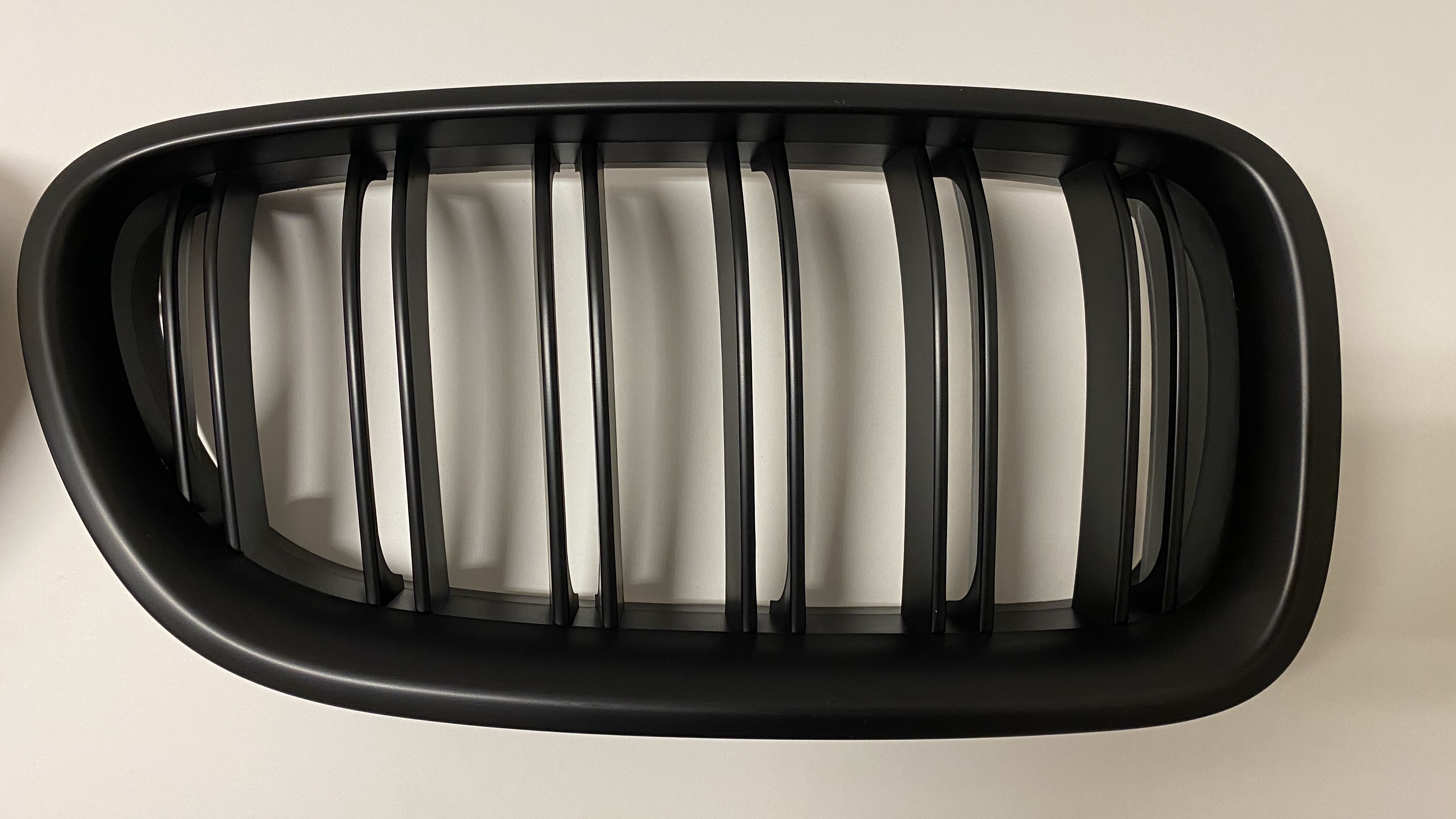 BMW F10/F11 Grill/Njurar M-Look Matt Svarta - 2