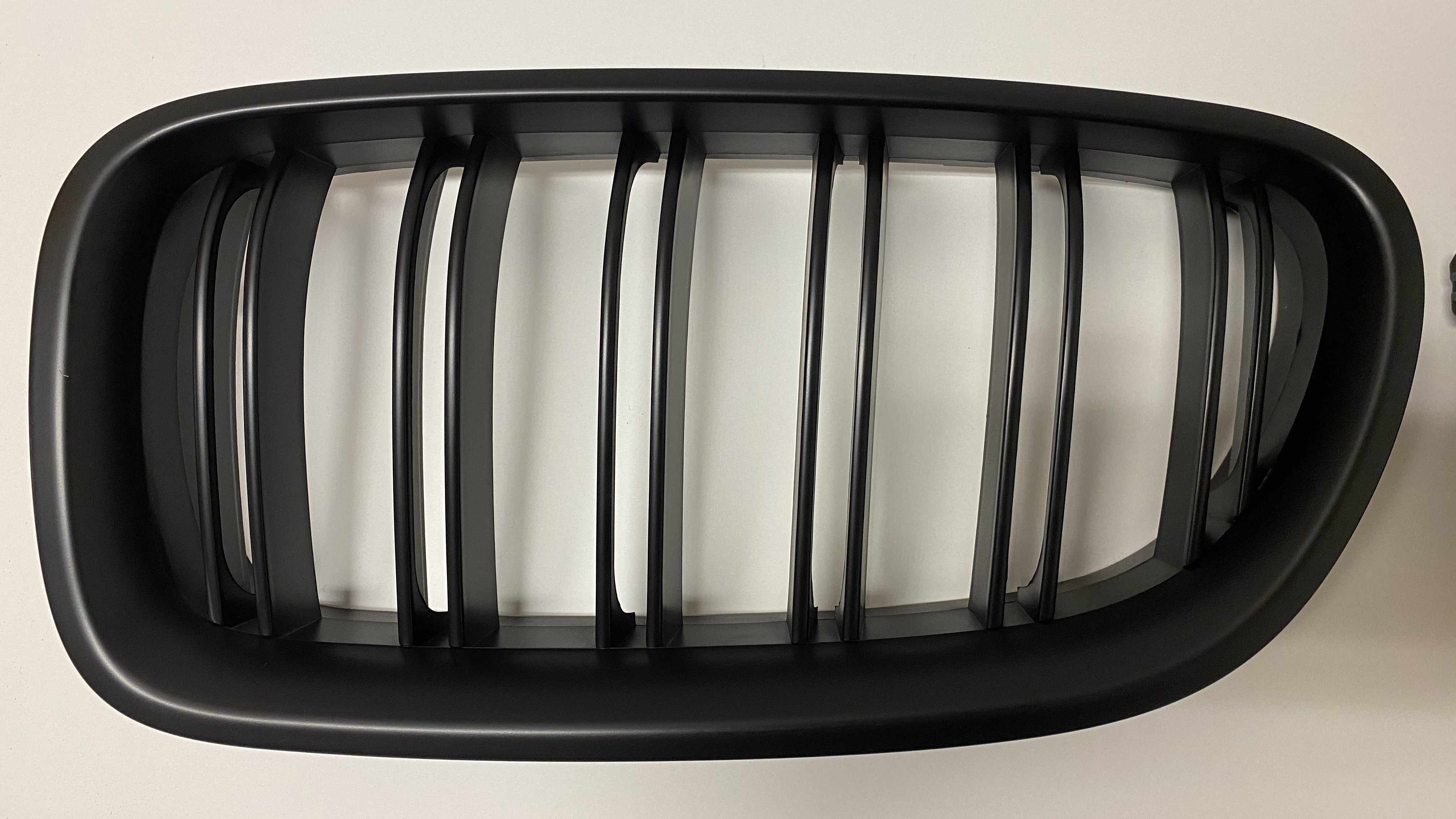 BMW F10/F11 Grill/Njurar M-Look Matt Svarta - 3