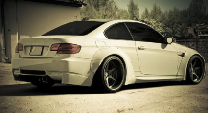 BMW E92 M3 - Skärmbreddare Liberty Style 