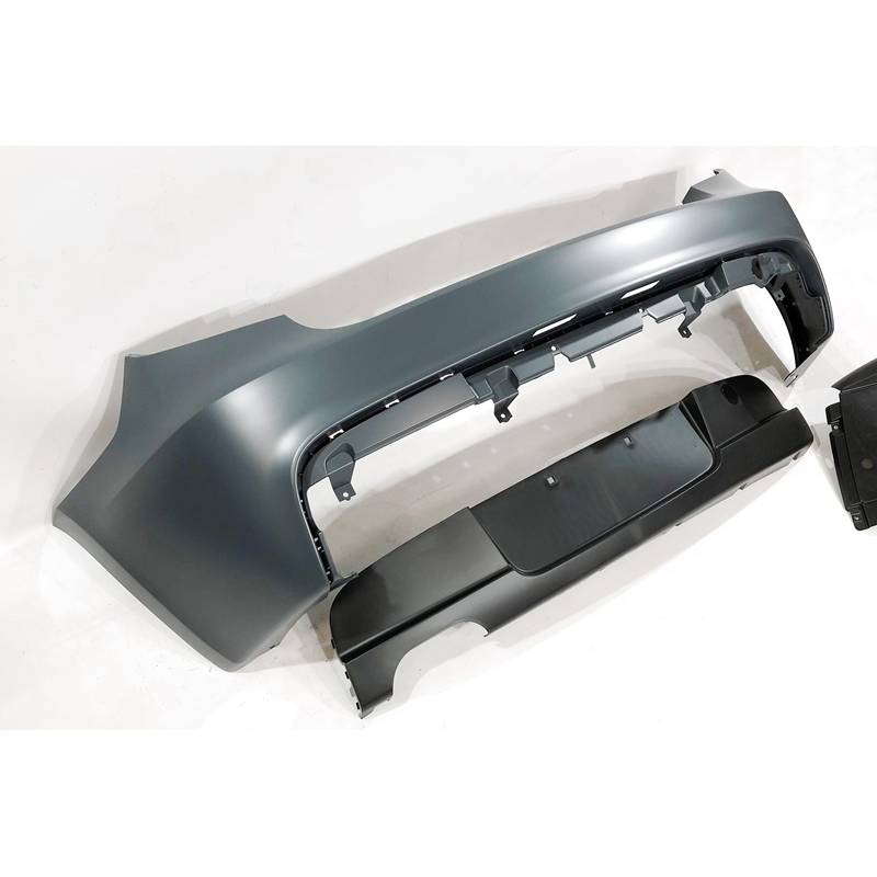 BMW E81 3 dörras - Bodykit M-tech - 2