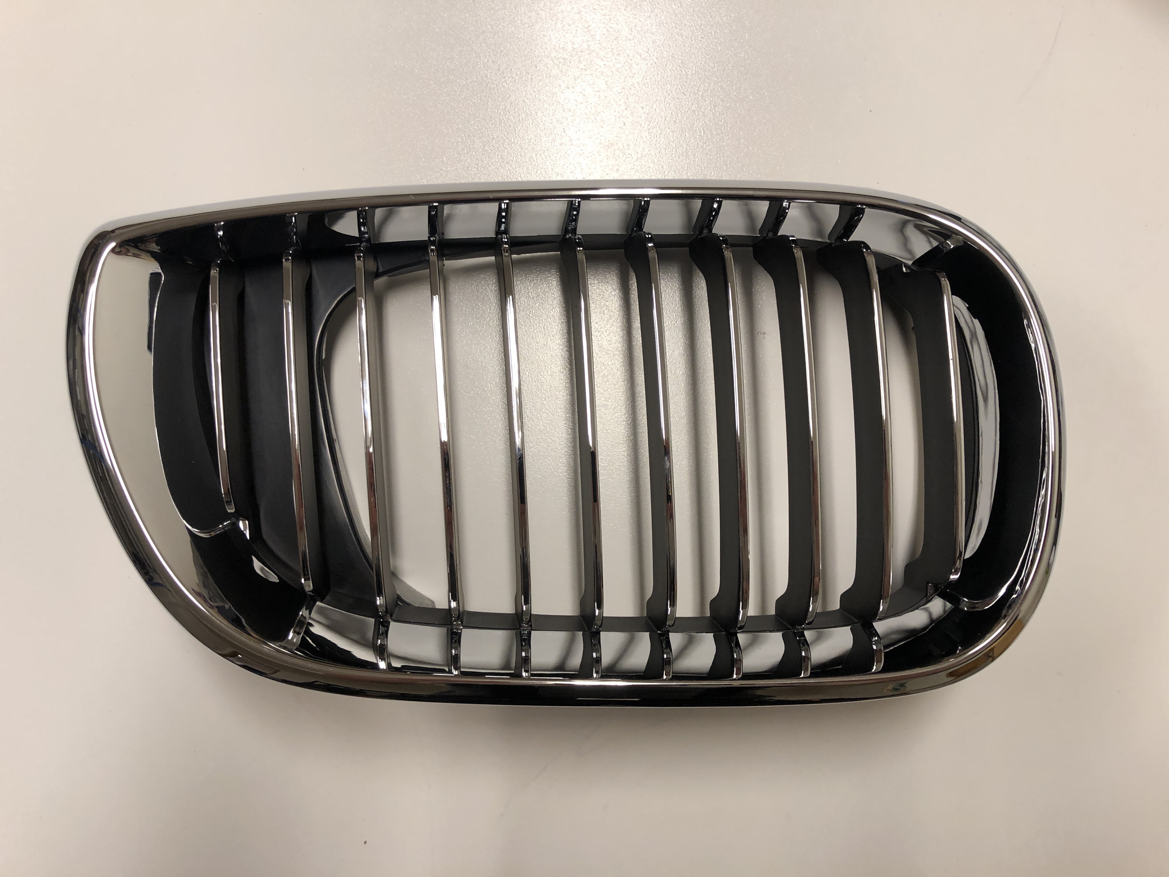 BMW E46 Grill/Njurar Chrome/Black - 2