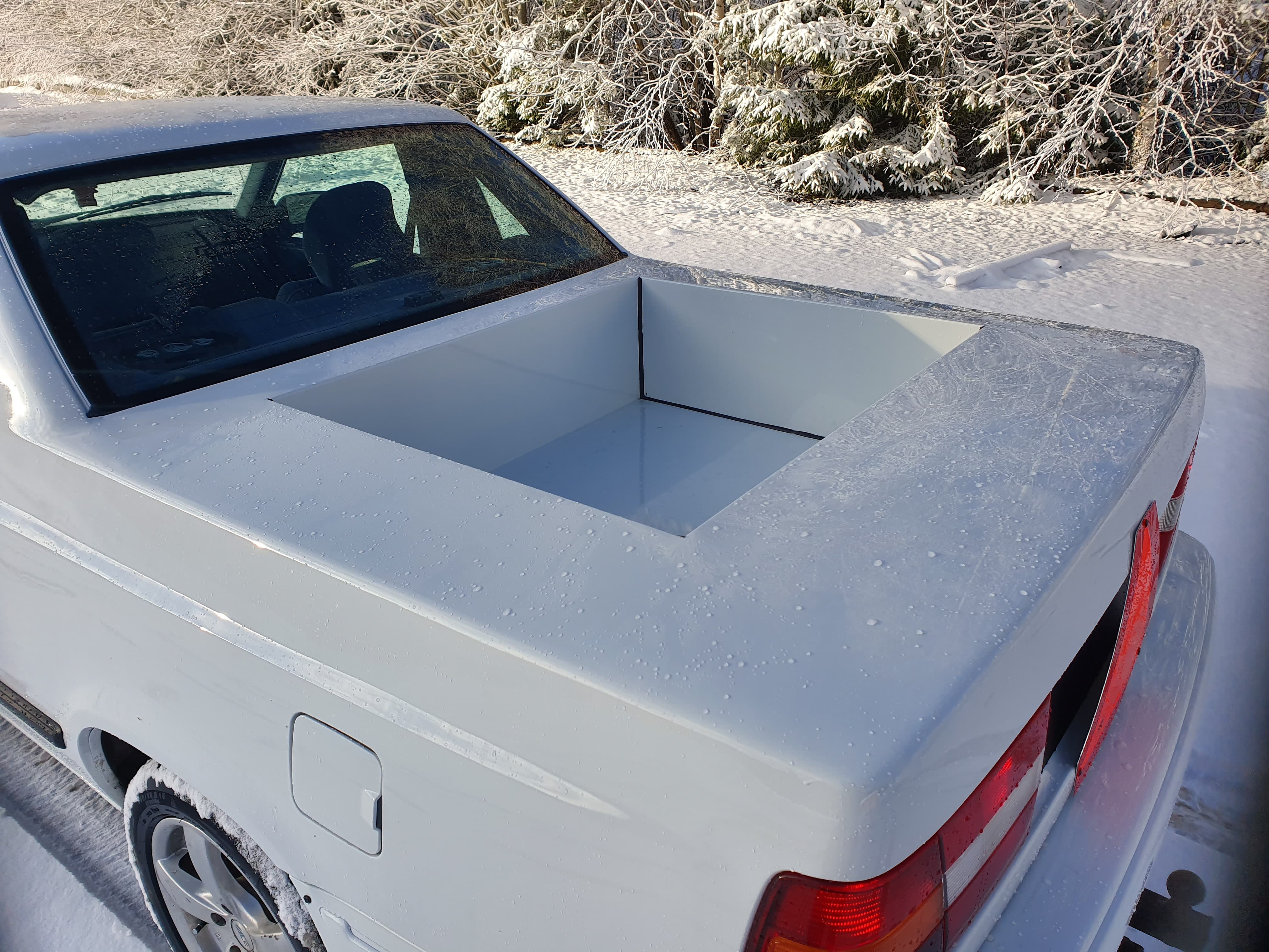 Flyglar Vovlo 940 Sedan - 5