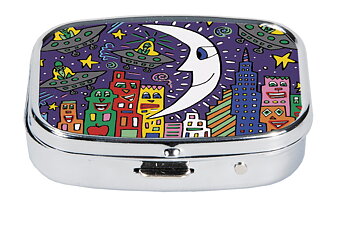 Pilleæske med spejl, Something About the Night, James Rizzi 