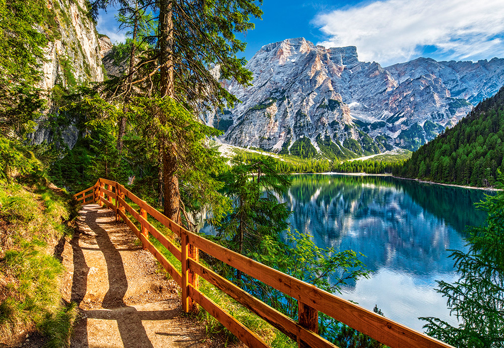 Braies Lake, Italy, 1000-bitarspussel (C-104109)