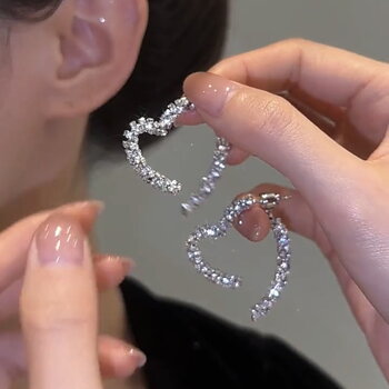VACC Diamond Heart Earrings Silver