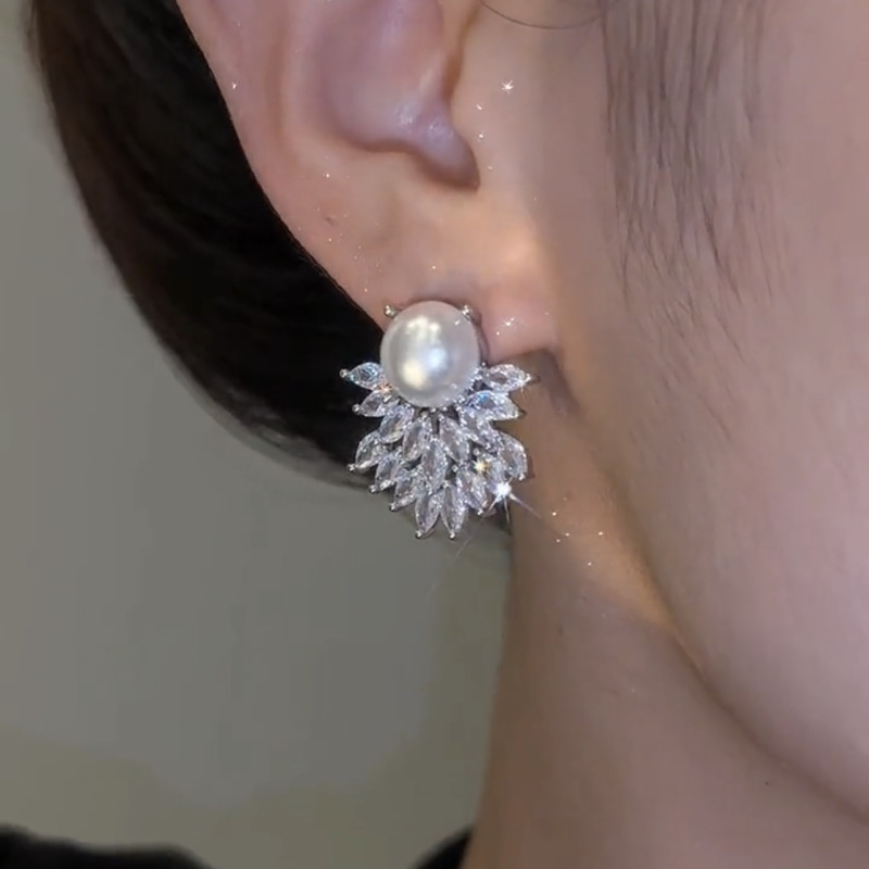 VACC Angel Wings Earrings With Pearl - 2