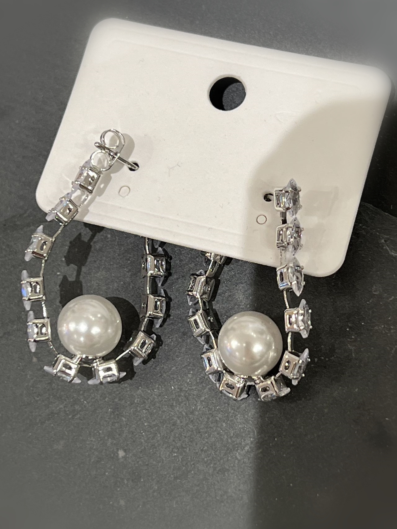 VACC Exquisite Pearl Earrings Cz