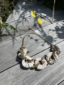 BOW19 Luisa Necklace Greige