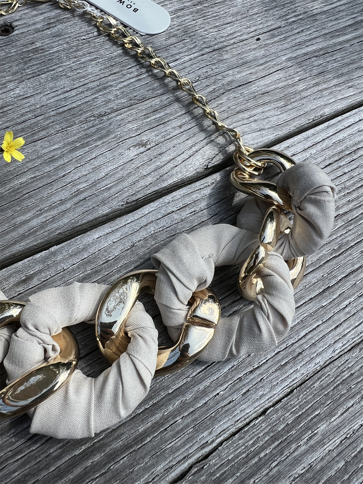 BOW19 Luisa Necklace Greige - 2