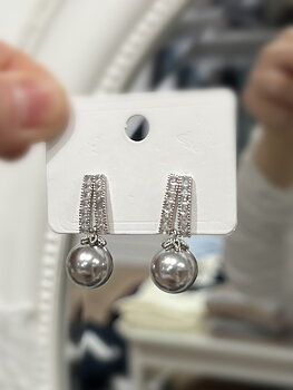 VACC Light Grey Pearl Earrings Silver