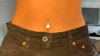 Navelpiercing - swarovskikristall - 1,6 mm - vit kristall - guld