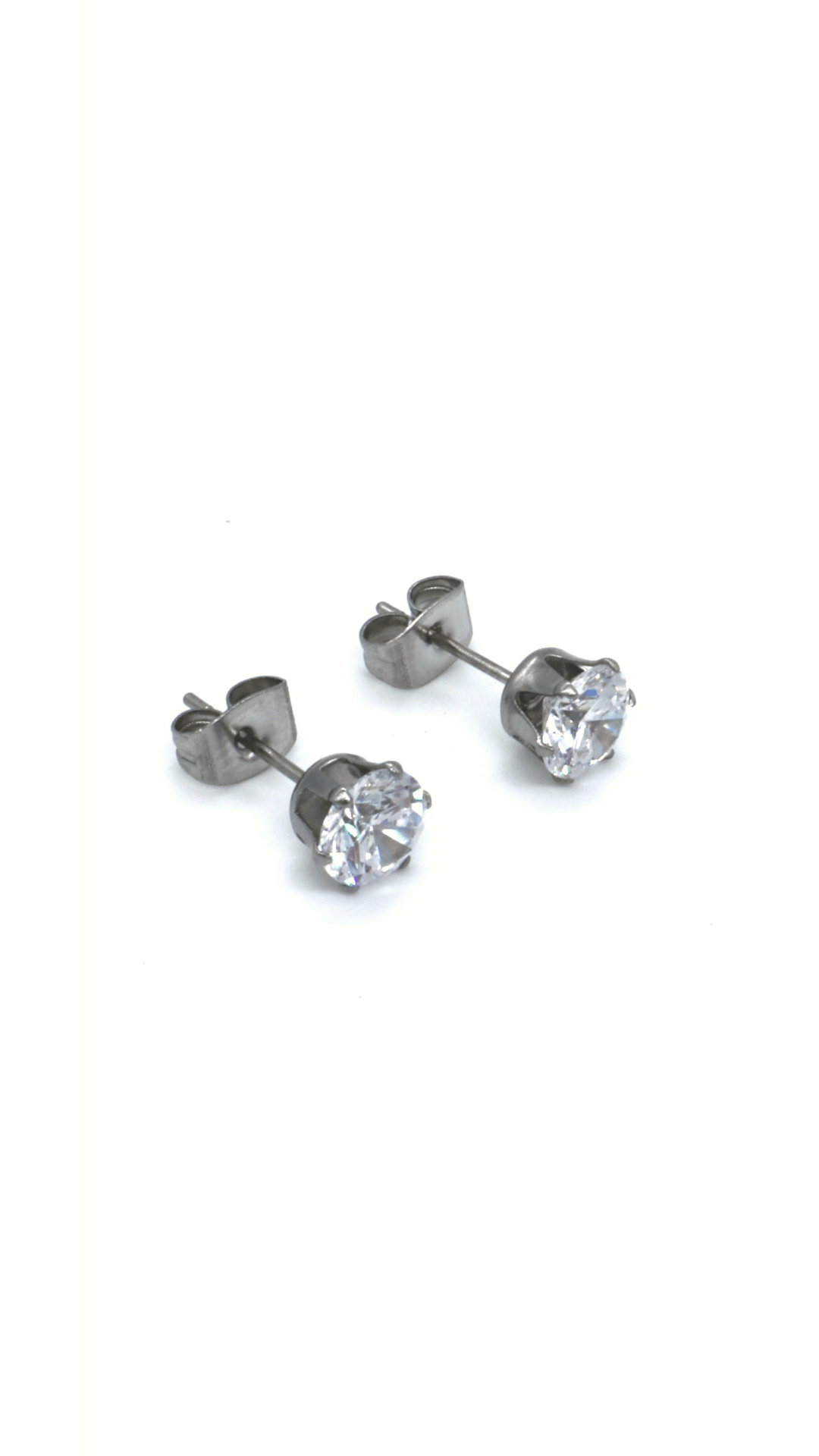 STÅL STUDS | BELLE