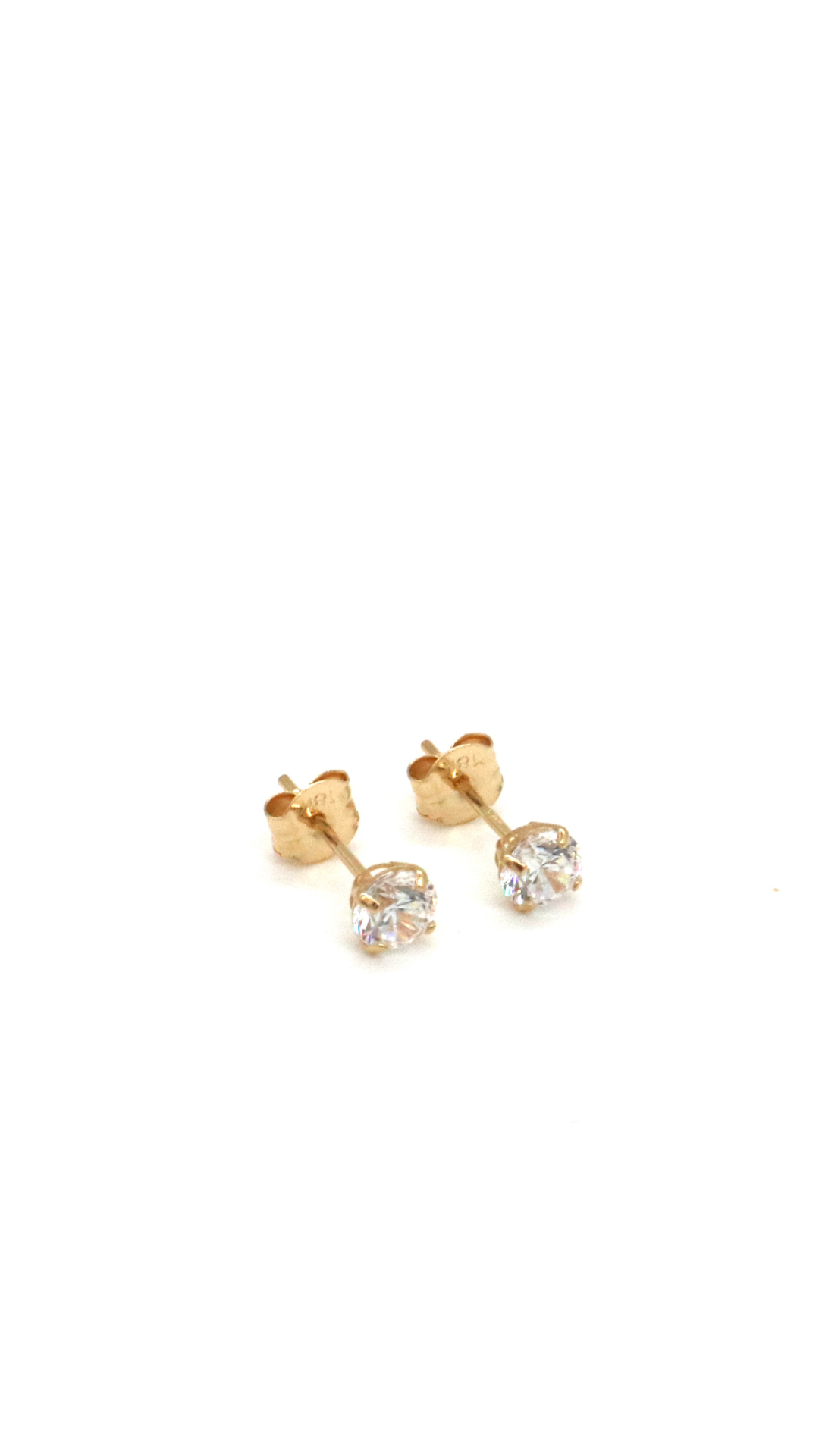 akta-guld-studs-18k-amadea