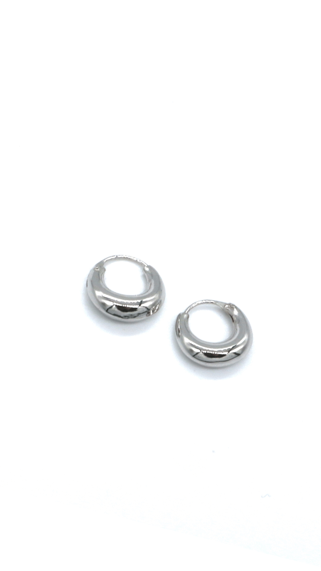 SILVER HOOPS | JULIANNE