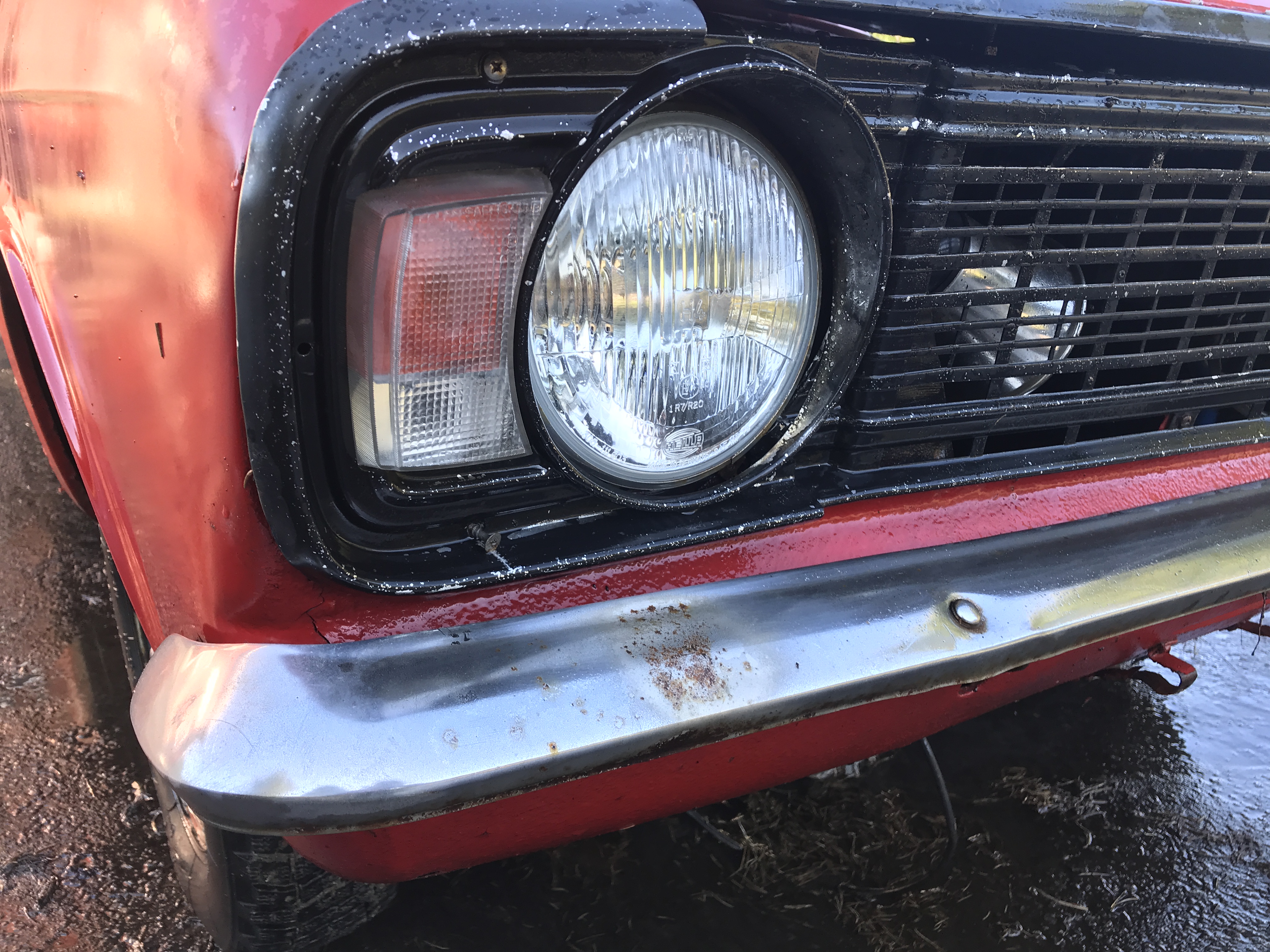 Ford Cortina - Purkuauto (myydään osina) - 10