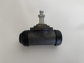 Bromscylinder bak Ford Taunus/Cortina