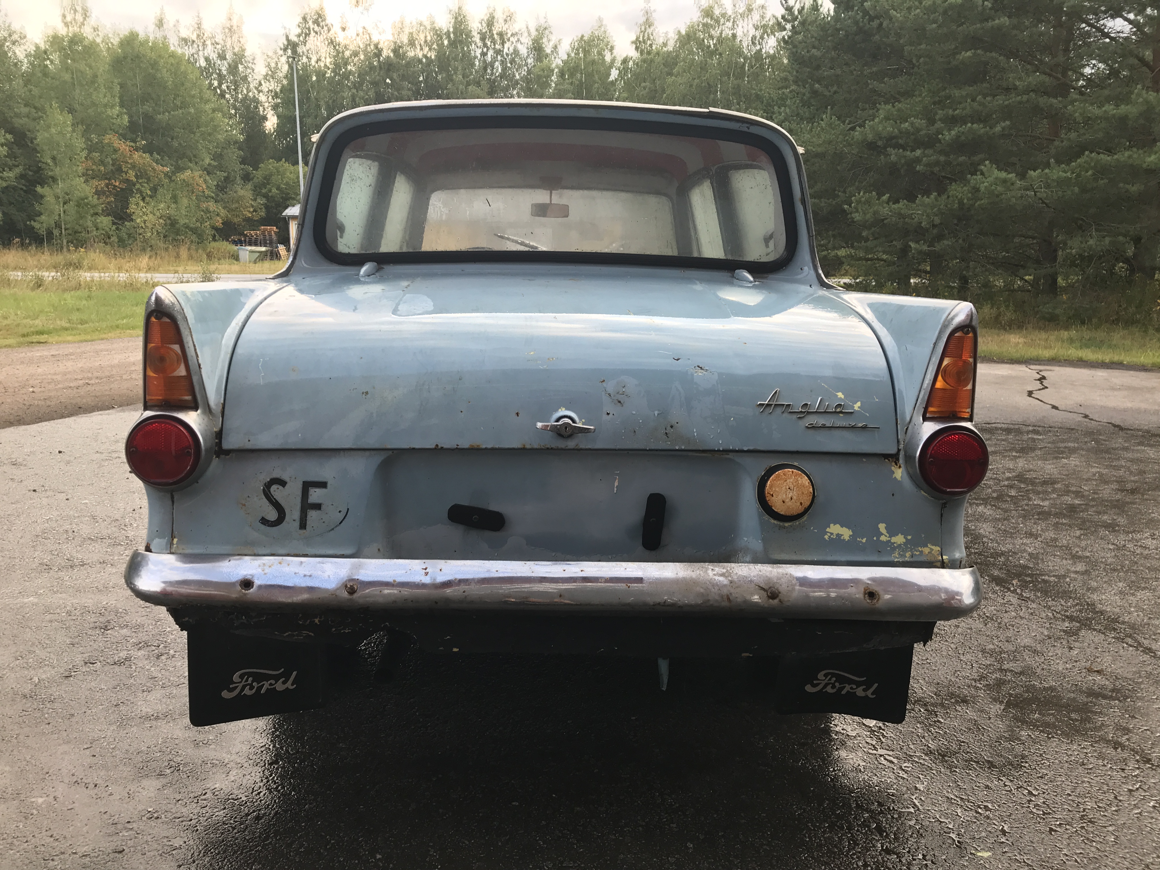 Ford Anglia - Purkuauto (myydään osina) - 7