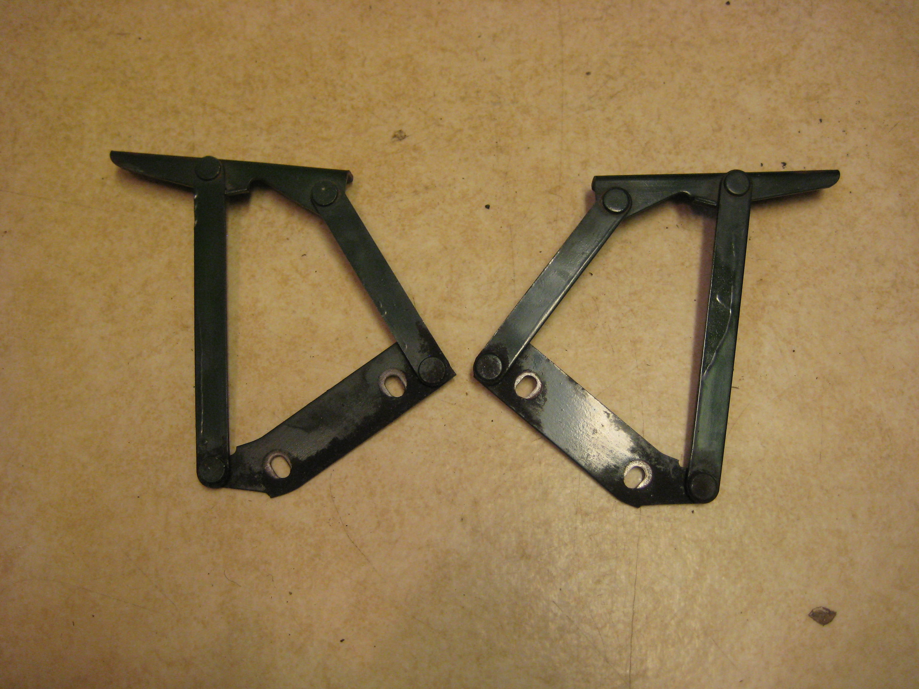 Konepellin Saranat Ford Cortina MK3/Mk4/Mk5 & Taunus Mk1/Mk2/Mk3 - 2