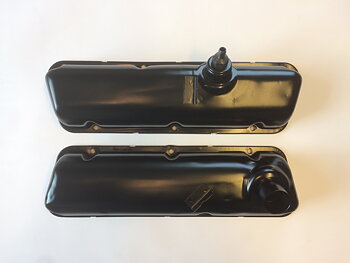 Valve covers Essex V6 (OEM) RARE!