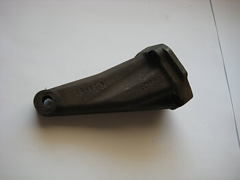 Engine mount bracket Ford Sierra MK1