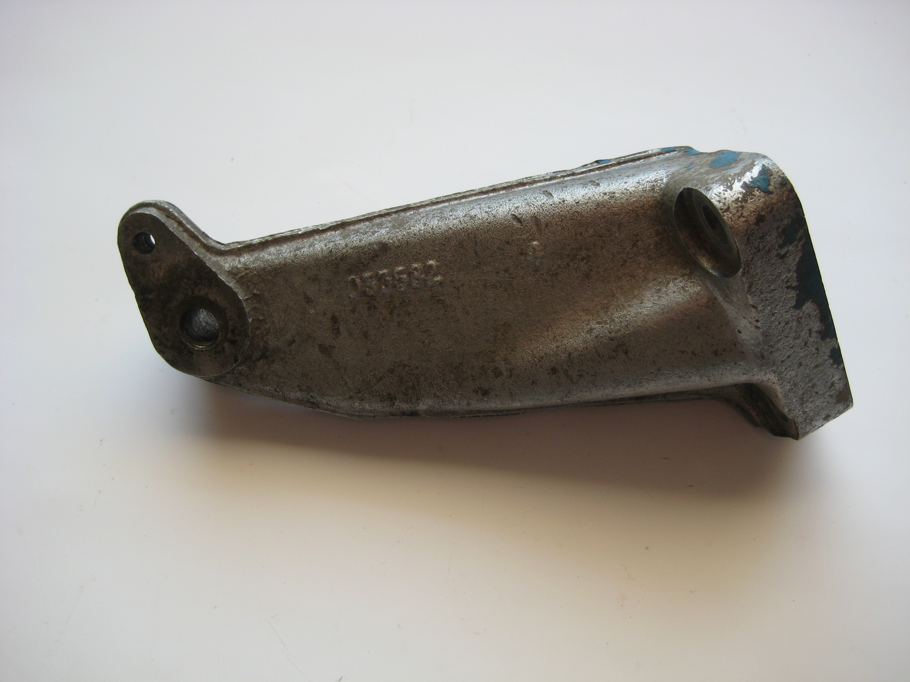 Engine mount bracket Ford Sierra MK2 - 3