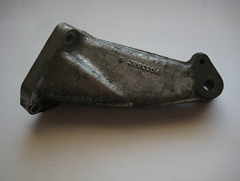 Engine mount bracket Ford Sierra MK2