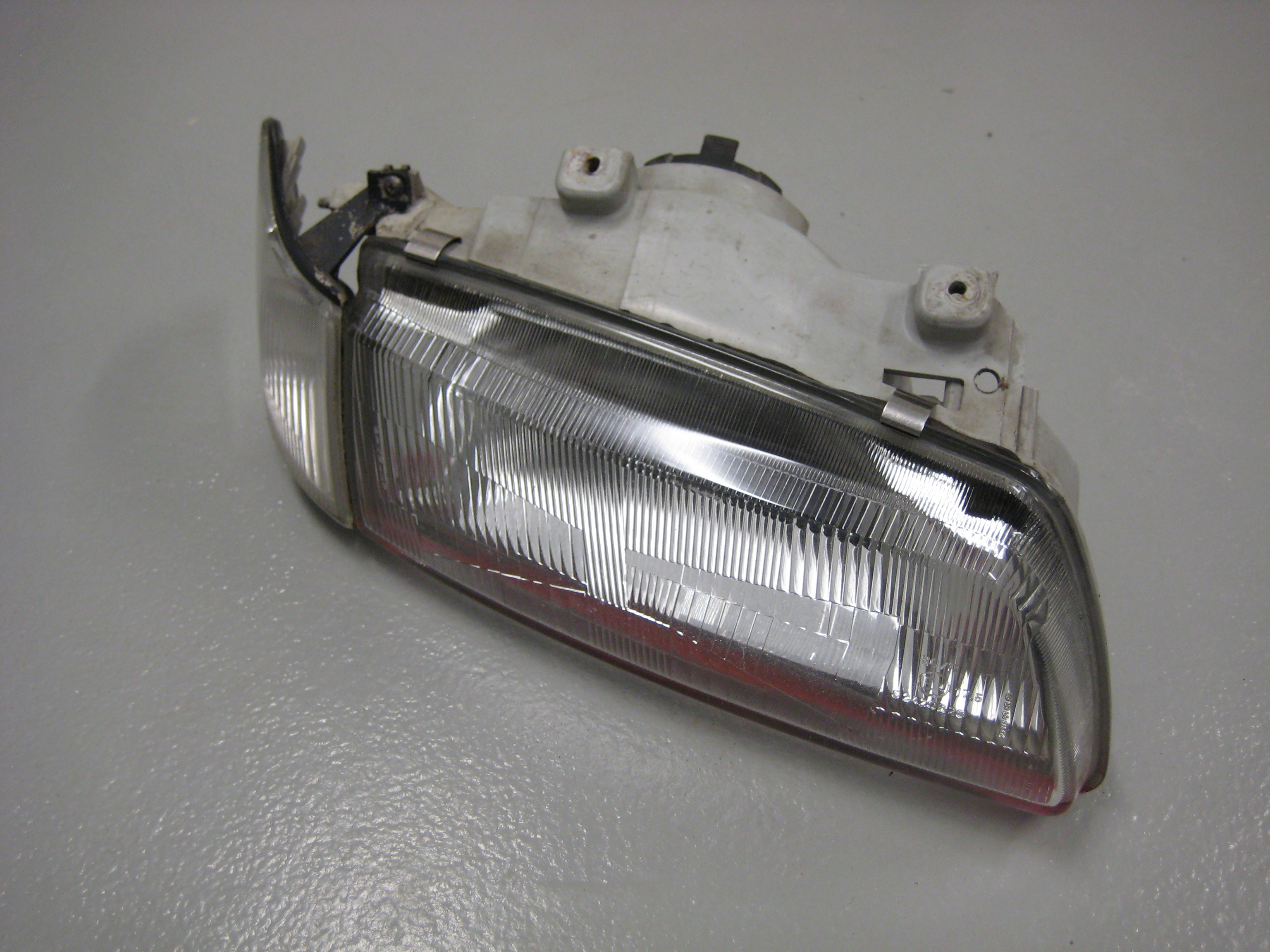 Etuvalo Oikea Honda Civic - 2