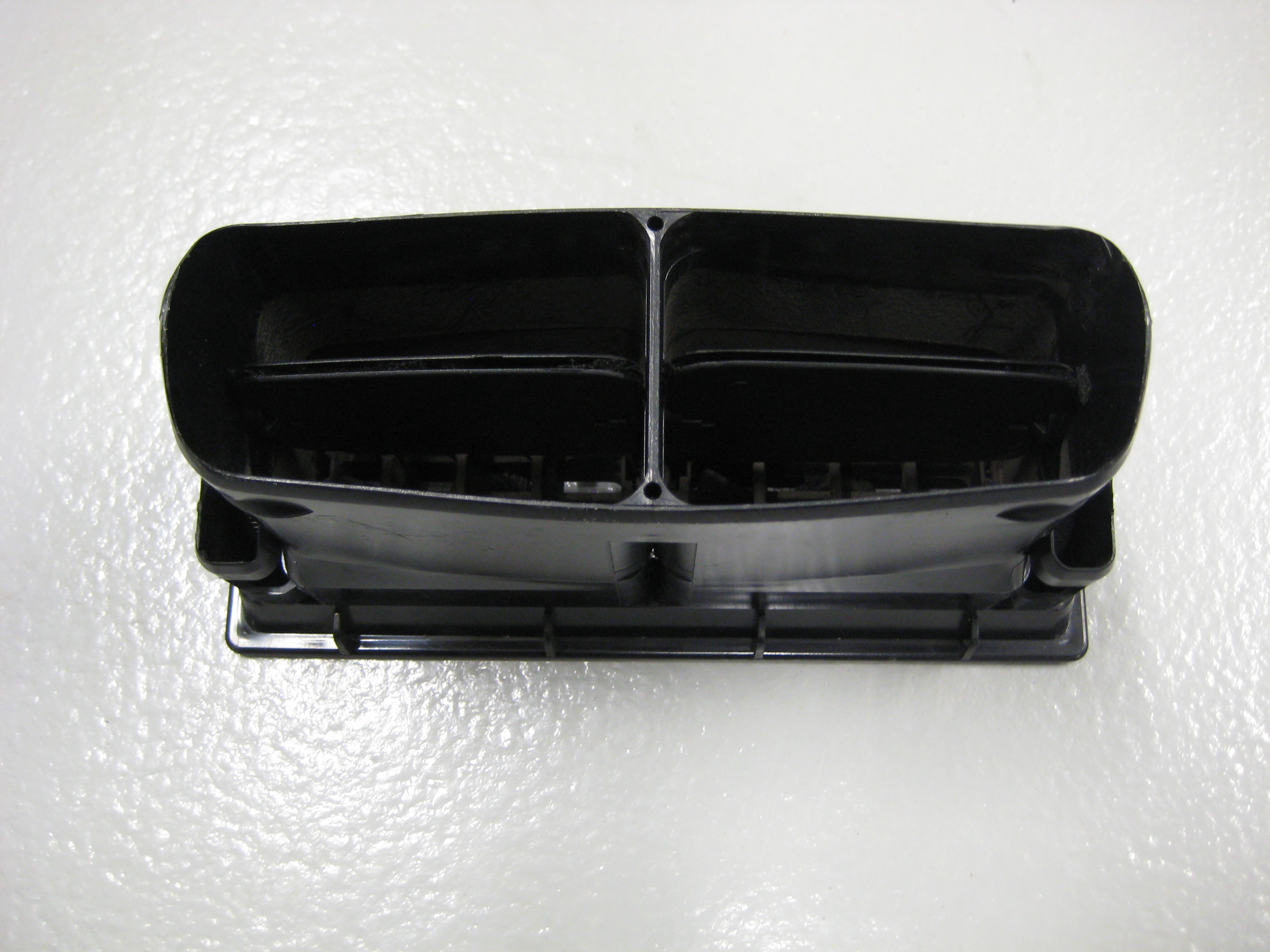 Dashboard air nozzle Ford Sierra - 3