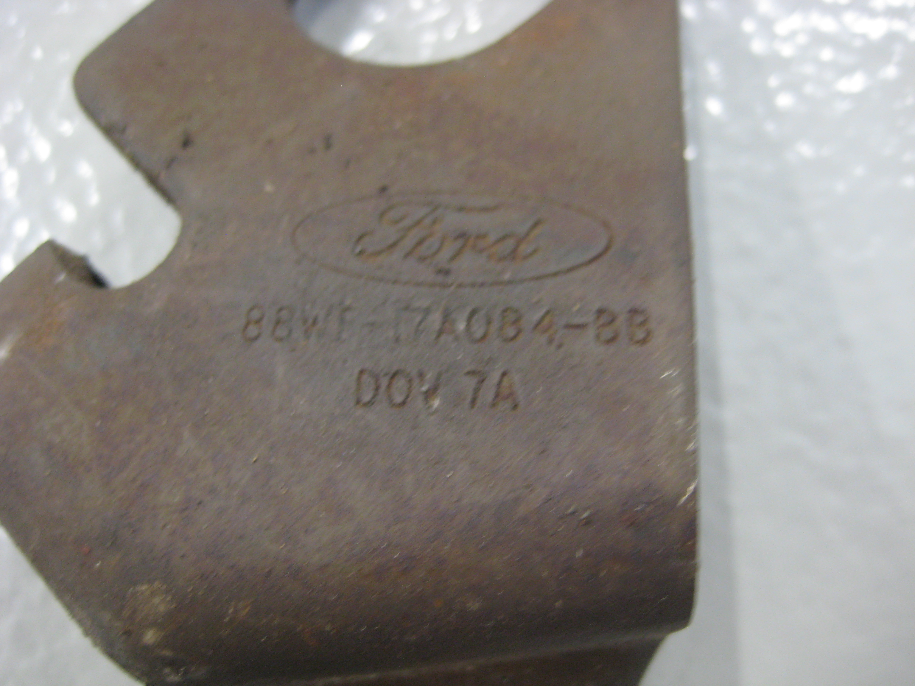 Lifting eye for motor Ford 88WF-17A084-BB - 3