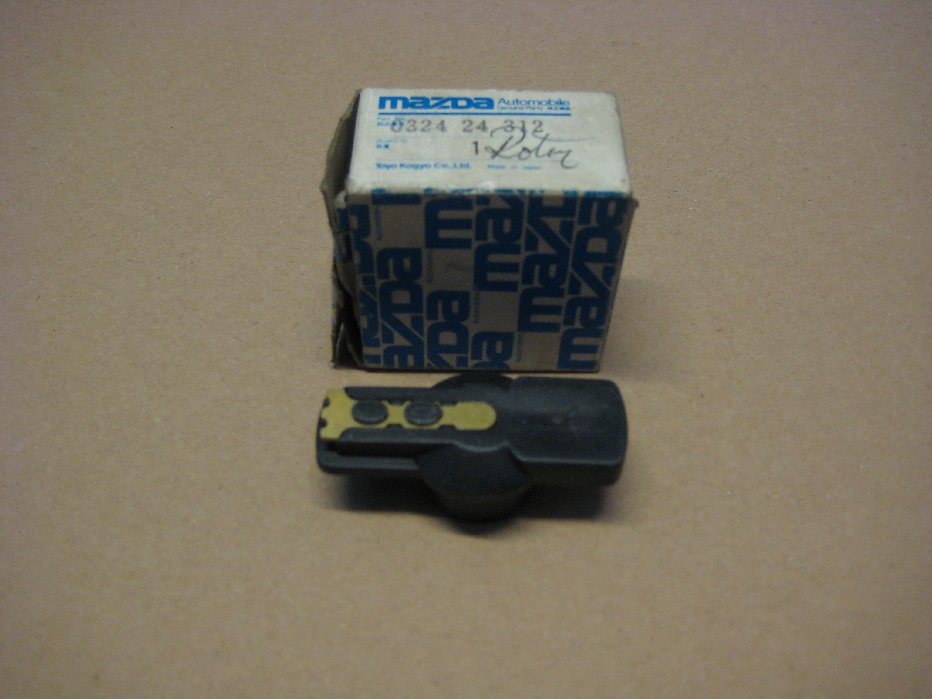 Pyörijä Mazda Alkuperäinen 032424312 (OEM) Hyundai Mazda Mitsubishi (Uusi)