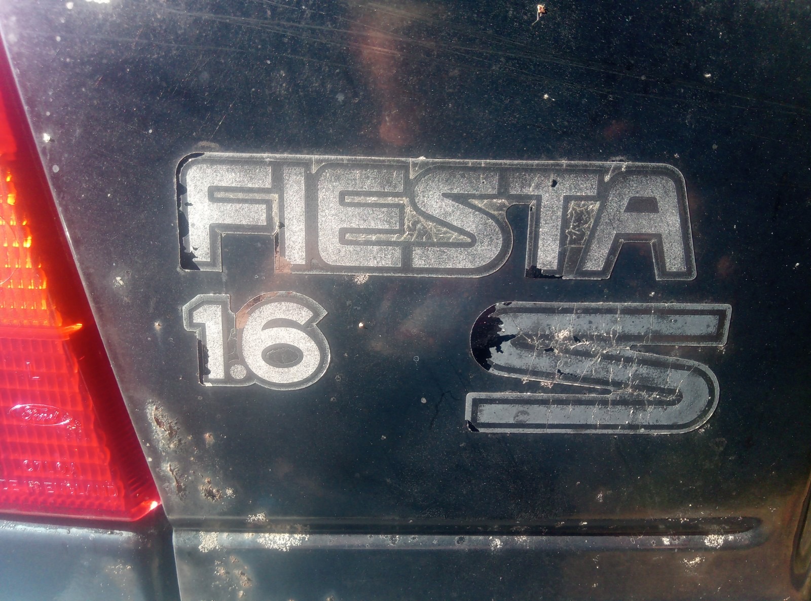 Ford Fiesta - Purkuauto (myydään osina) - 10