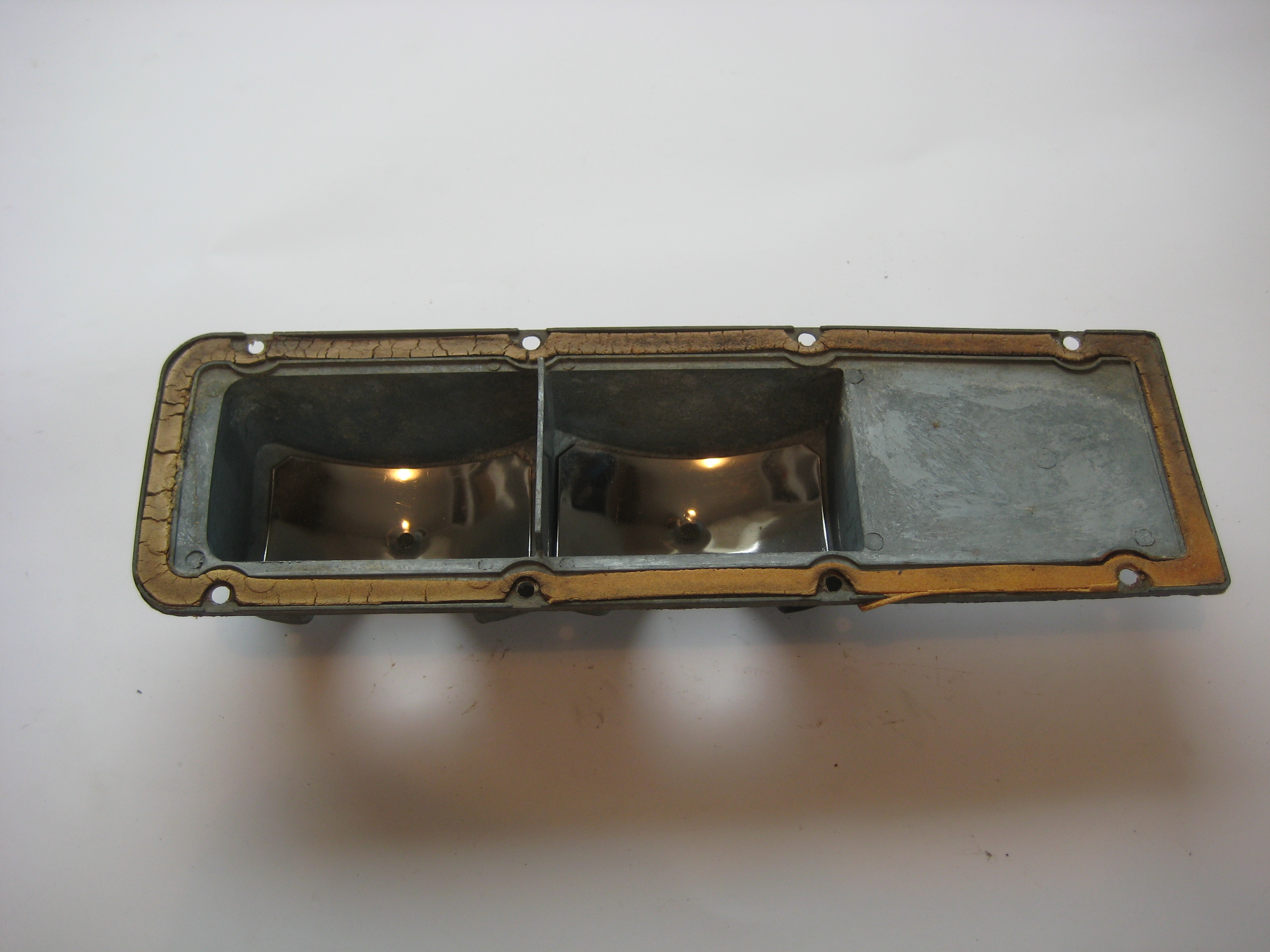 Takavalon Takapuoli (OIKEA) Ford Escort Mk1/Capri Mk1 (OEM)