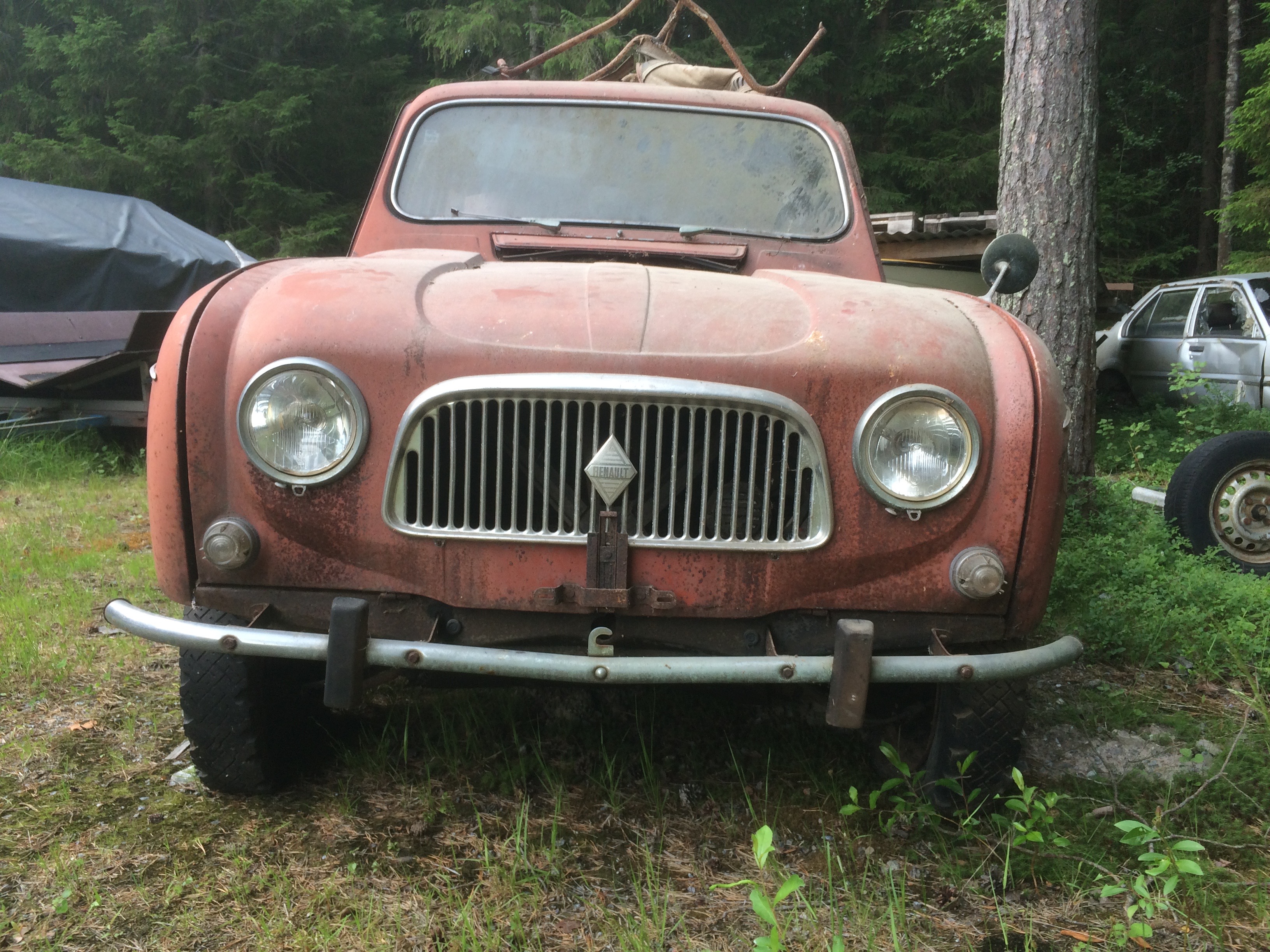 Renault 4 - Reservdelsbil (säljes i delar) - 8