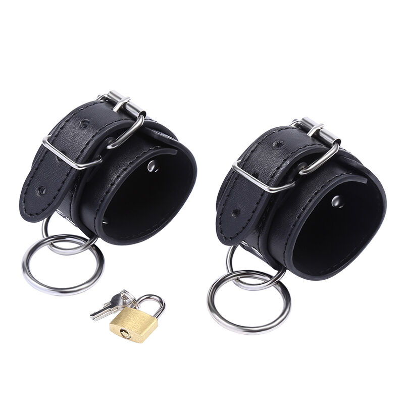 Ohmama Fetish Ring Locked Wrist Restraints
